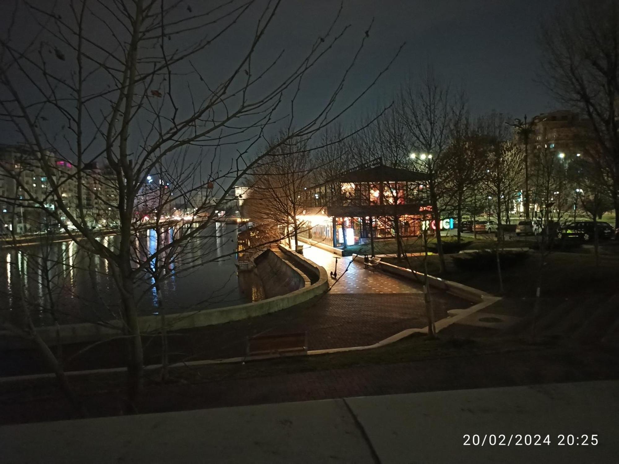 Comfortable Apartment University Square Букурещ Екстериор снимка