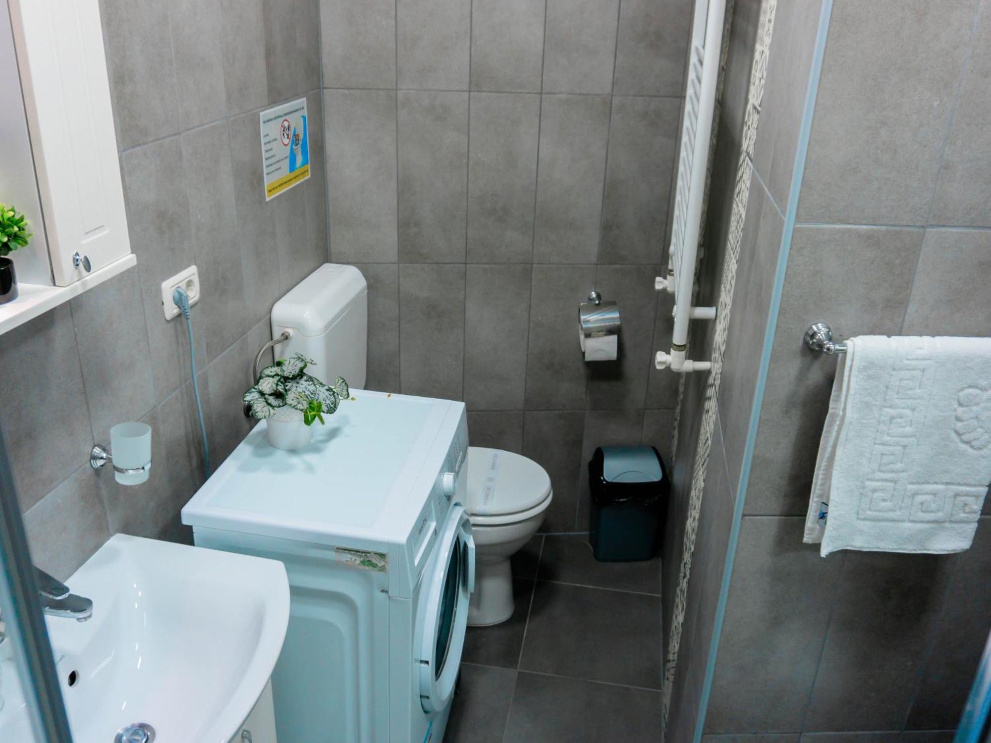 Comfortable Apartment University Square Букурещ Екстериор снимка